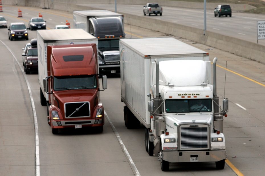 Coronavirus Must Not Stop U.S. Truck Drivers From Reaching Canada